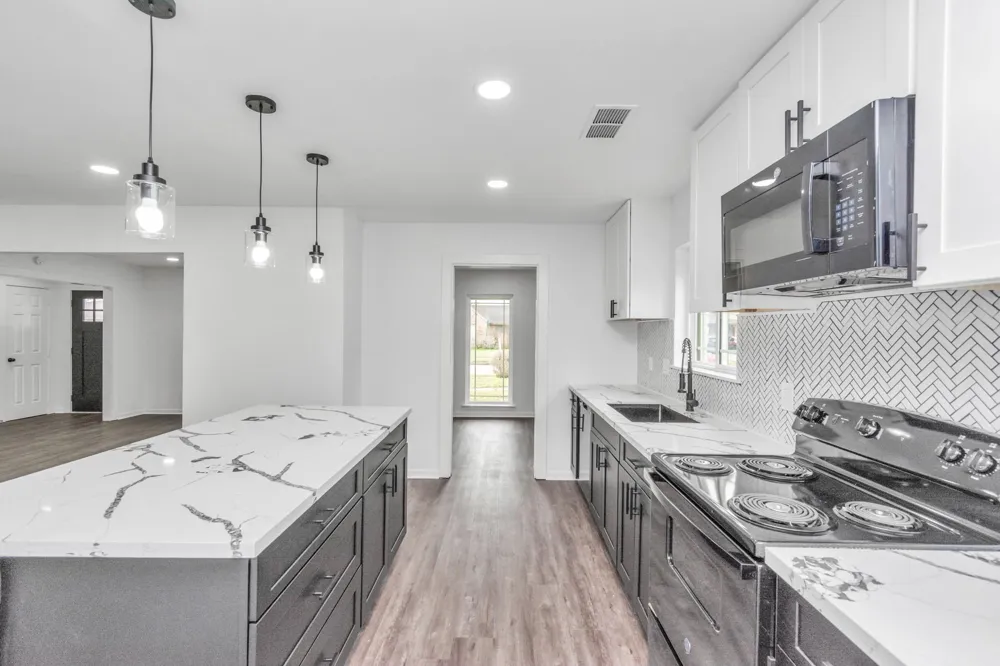 5006 Heatherbloom Drive Houston, TX 77045