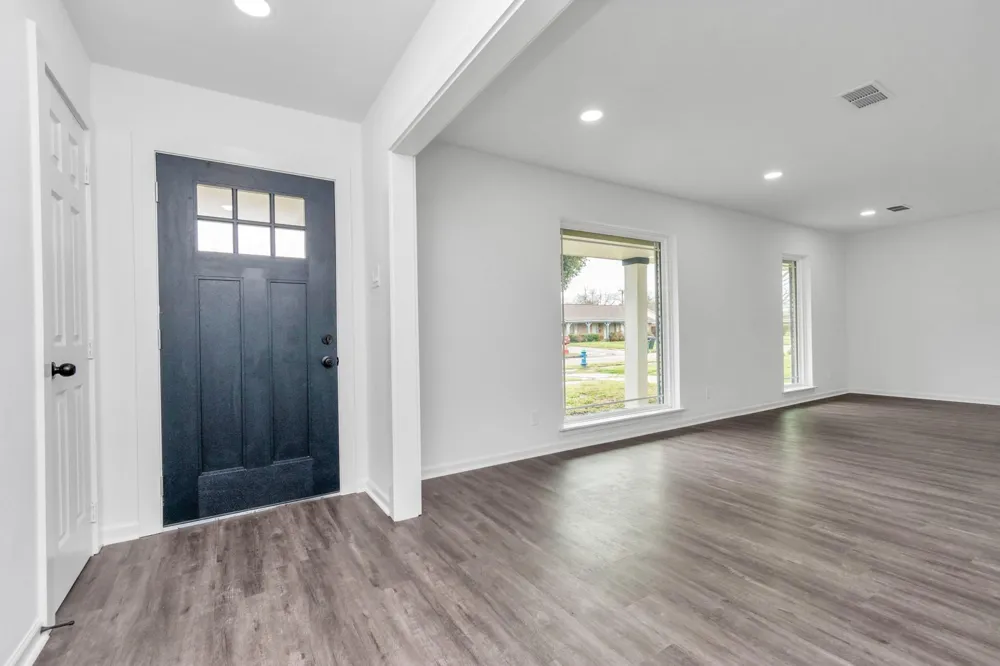5006 Heatherbloom Drive Houston, TX 77045