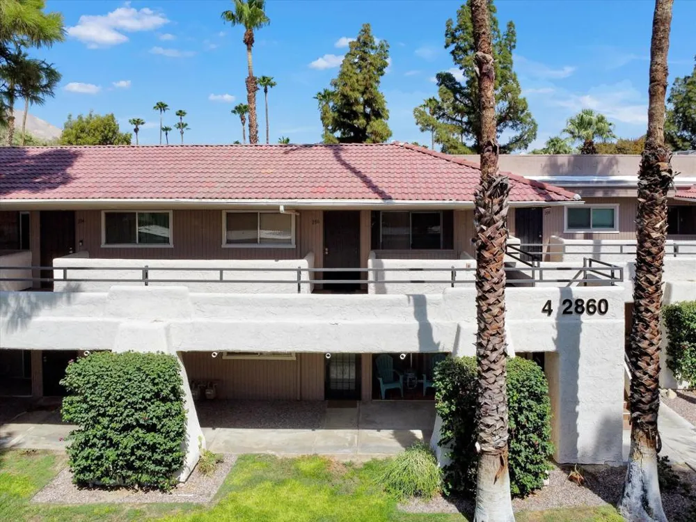2860 Los Felices Road #206 Palm Springs, CA 92262