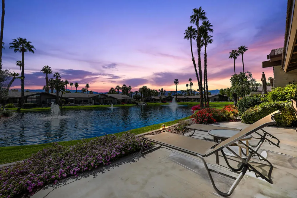 89 Palomino Circle Palm Desert, CA 92211