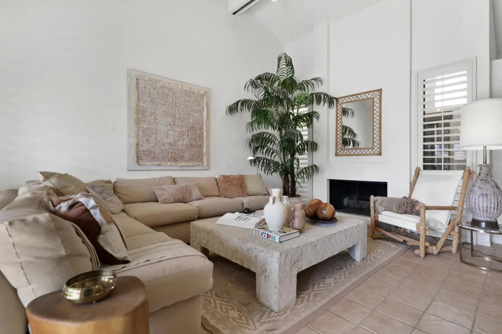 89 Palomino Circle Palm Desert, CA 92211