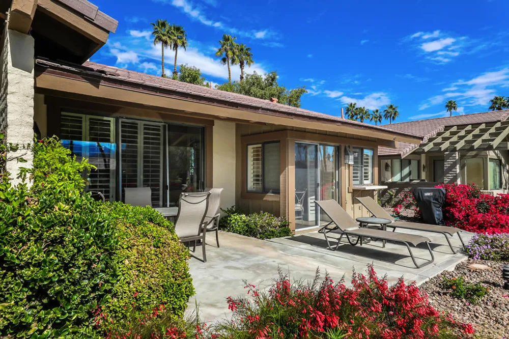 89 Palomino Circle Palm Desert, CA 92211