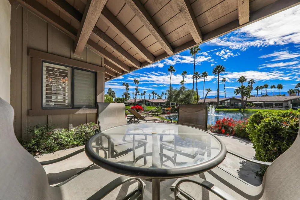 89 Palomino Circle Palm Desert, CA 92211