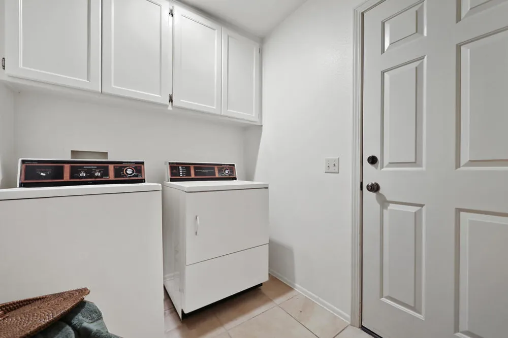 89 Palomino Circle Palm Desert, CA 92211