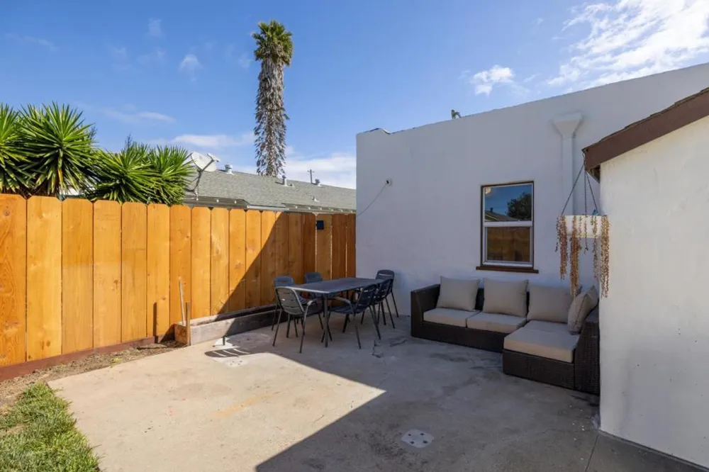 62 Buena Vista Street Salinas, CA 93901