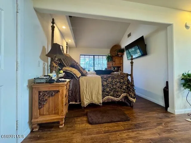 11687 Charisma Court Camarillo, CA 93012