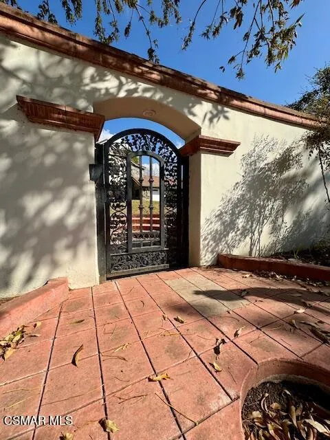11687 Charisma Court Camarillo, CA 93012