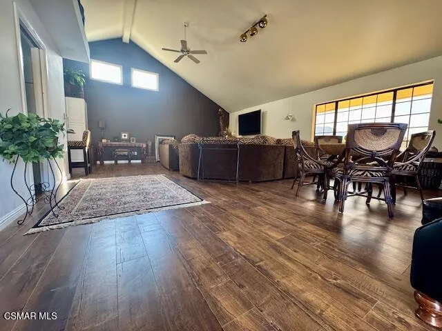 11687 Charisma Court Camarillo, CA 93012