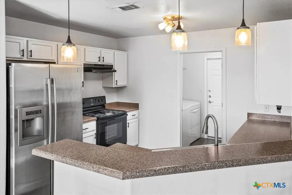 1514 Windridge Drive Lockhart, TX 78644
