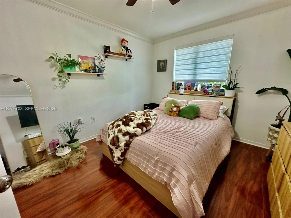 10901 NW 88th Ter #804 Doral, FL 33178