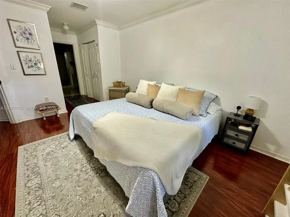 10901 NW 88th Ter #804 Doral, FL 33178