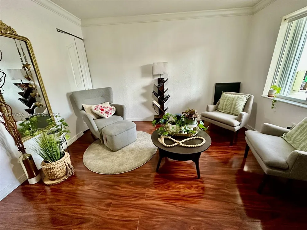 10901 NW 88th Ter #804 Doral, FL 33178