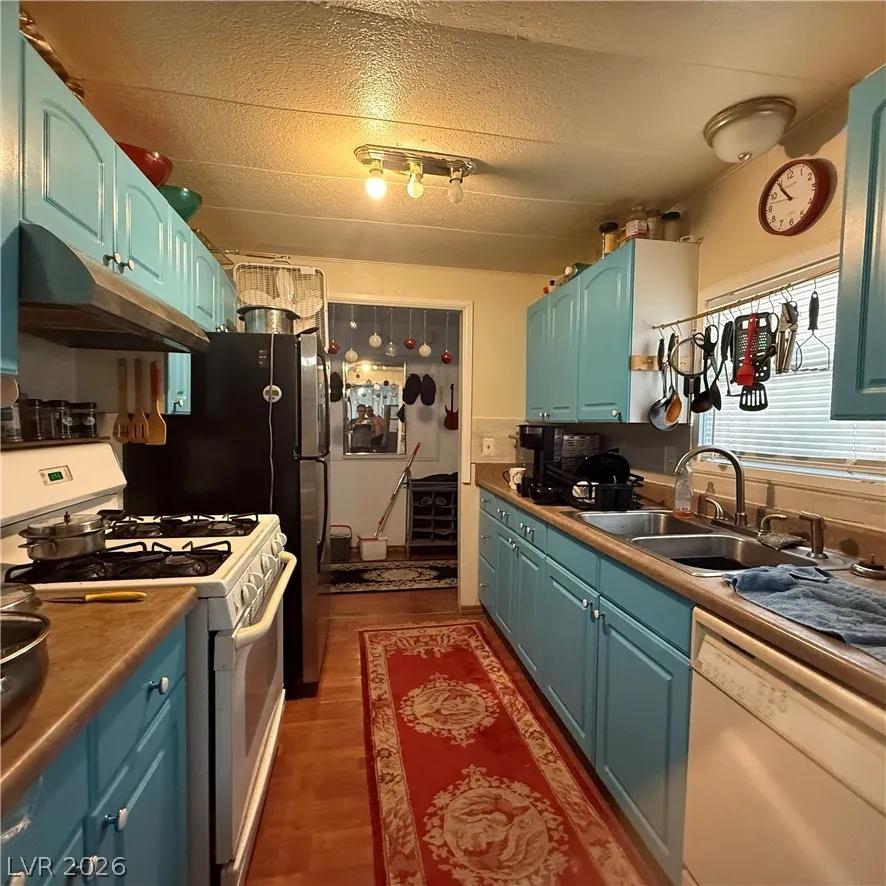 148 Sir Thomas Drive Las Vegas, NV 89110