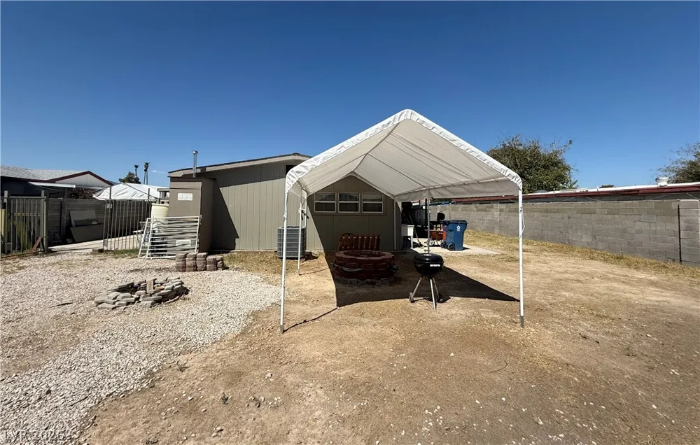 148 Sir Thomas Drive Las Vegas, NV 89110