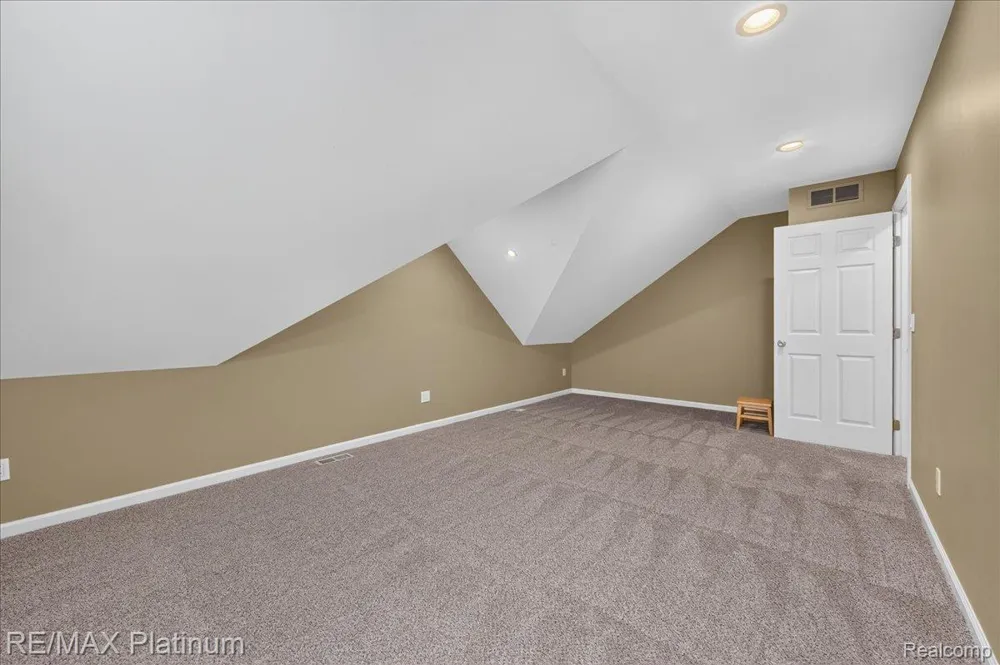 56 Wilderness Lake Court Hartland Township, MI 48380