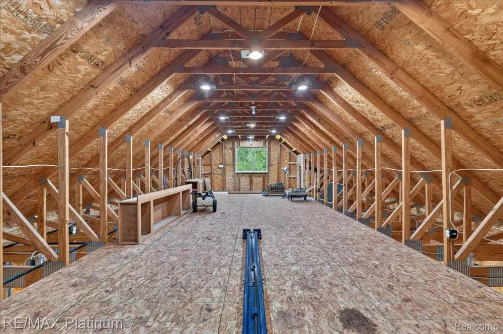 56 Wilderness Lake Court Hartland Township, MI 48380