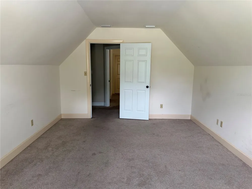 916 HILLCREST COURT Tallahassee, FL 32308