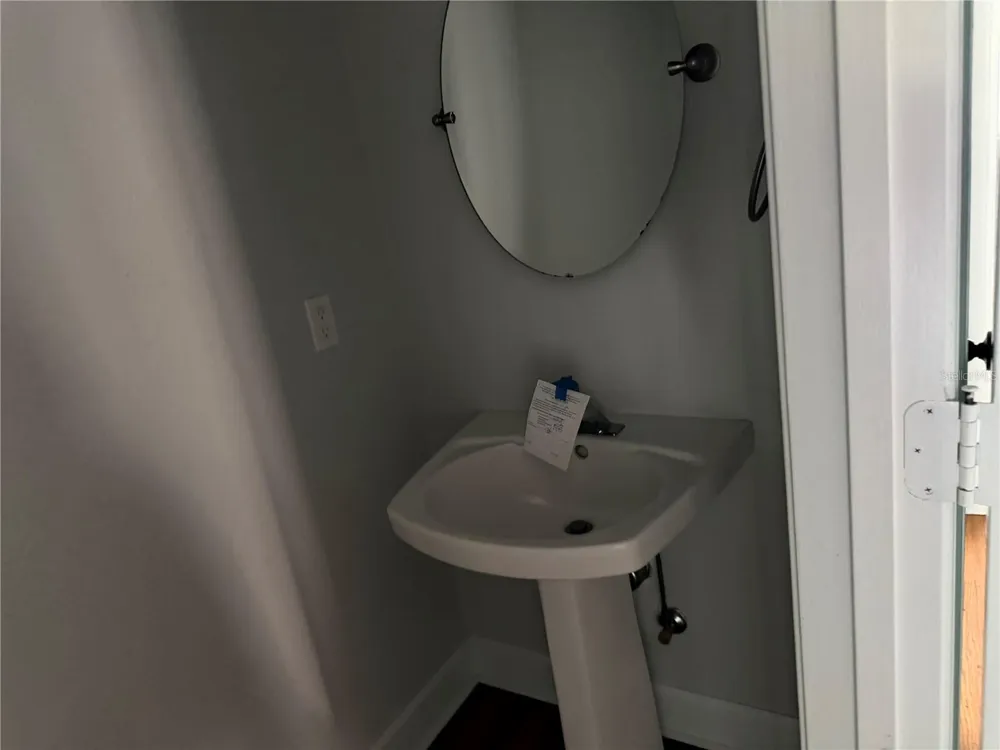 916 HILLCREST COURT Tallahassee, FL 32308