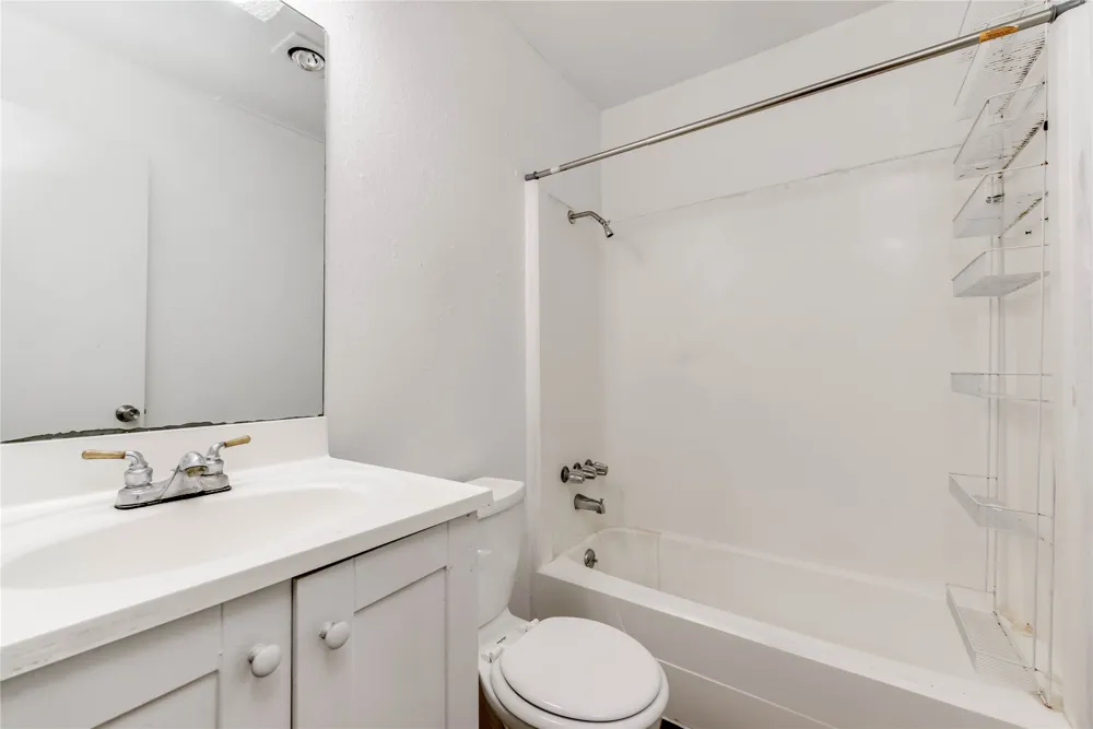 11907 Alpheus Avenue #B Austin, TX 78759