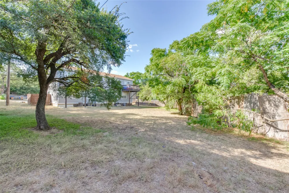 11907 Alpheus Avenue #B Austin, TX 78759