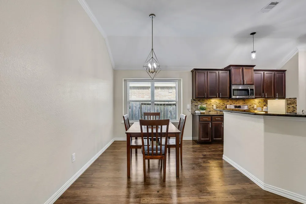 4251 Bearberry Avenue Baytown, TX 77521