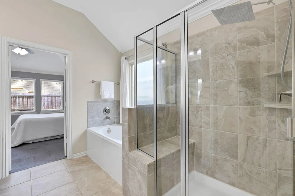 4251 Bearberry Avenue Baytown, TX 77521