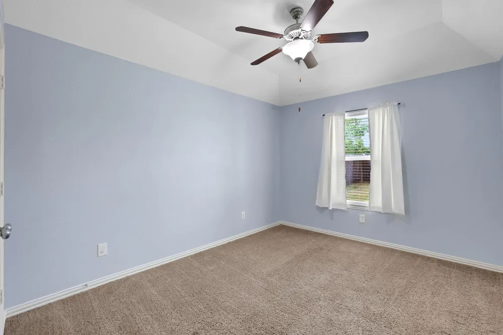 4251 Bearberry Avenue Baytown, TX 77521
