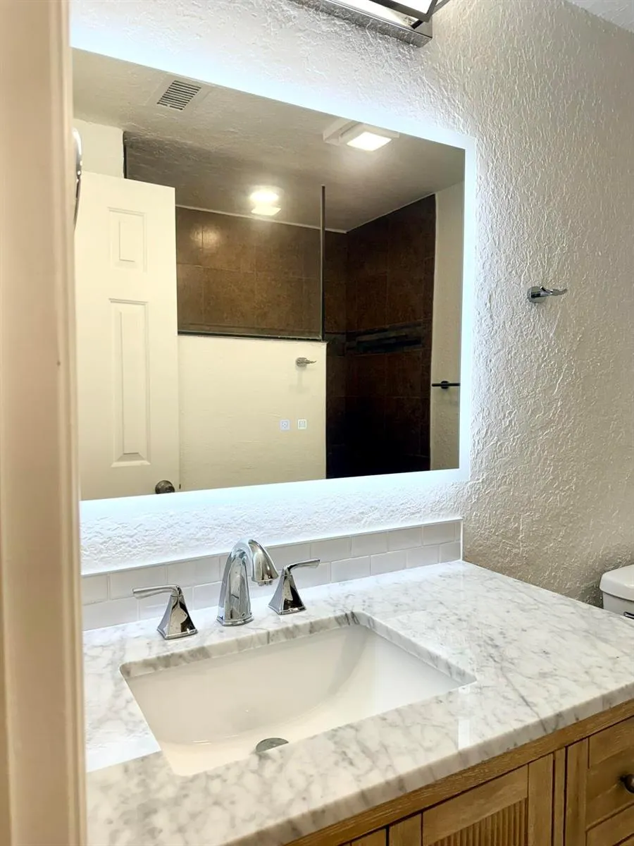 436 AUBURN #105 