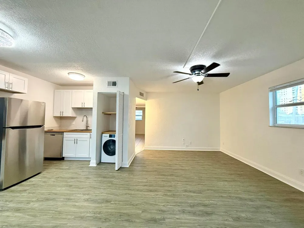 436 AUBURN #105 