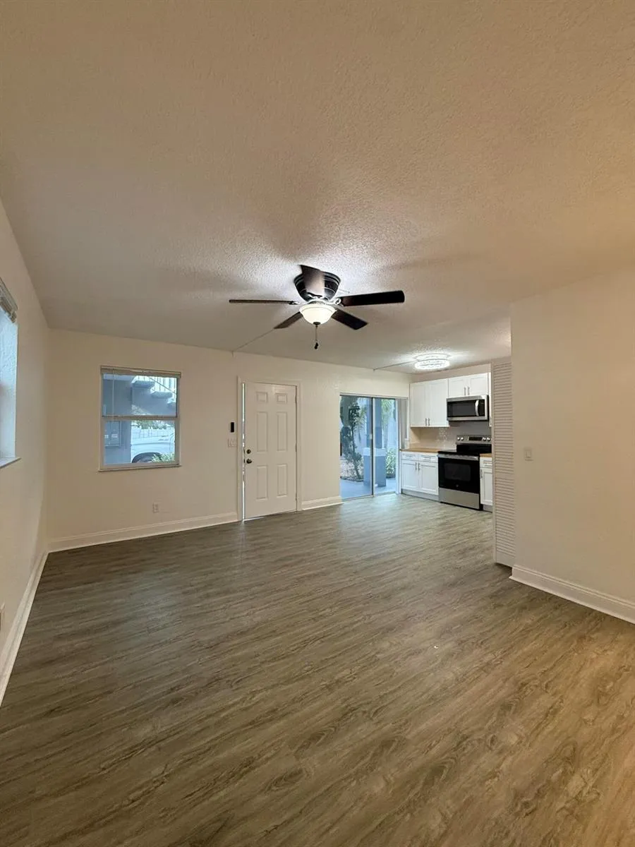 436 AUBURN #105 