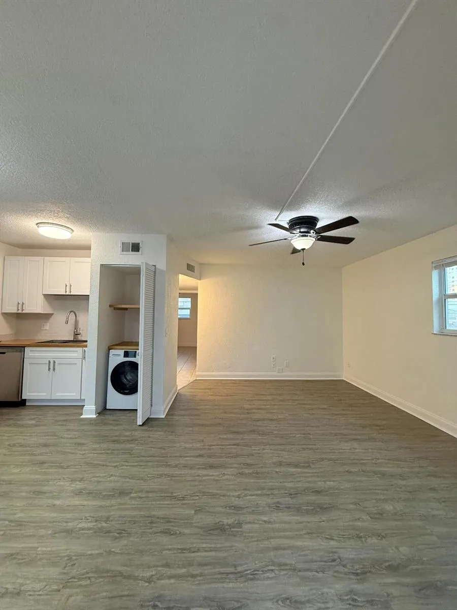 436 AUBURN #105 