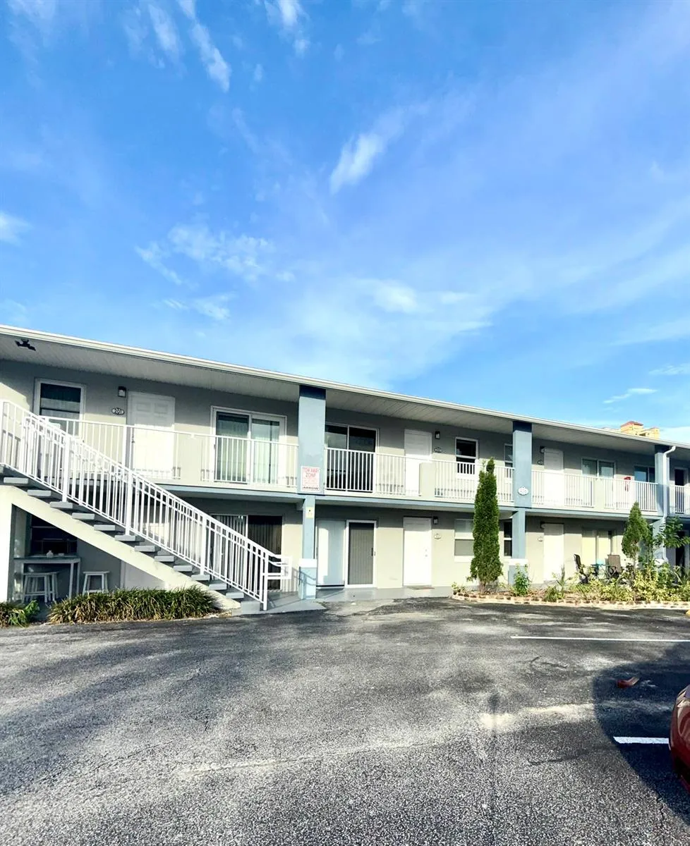 436 AUBURN #105 