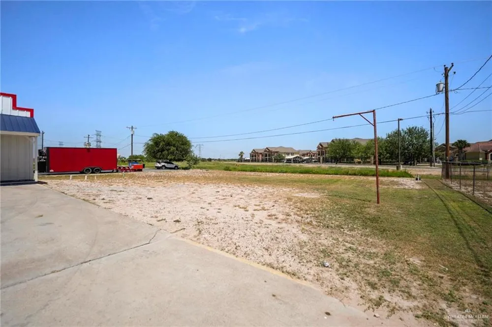 608 Tom Gill Road Penitas, TX 78576