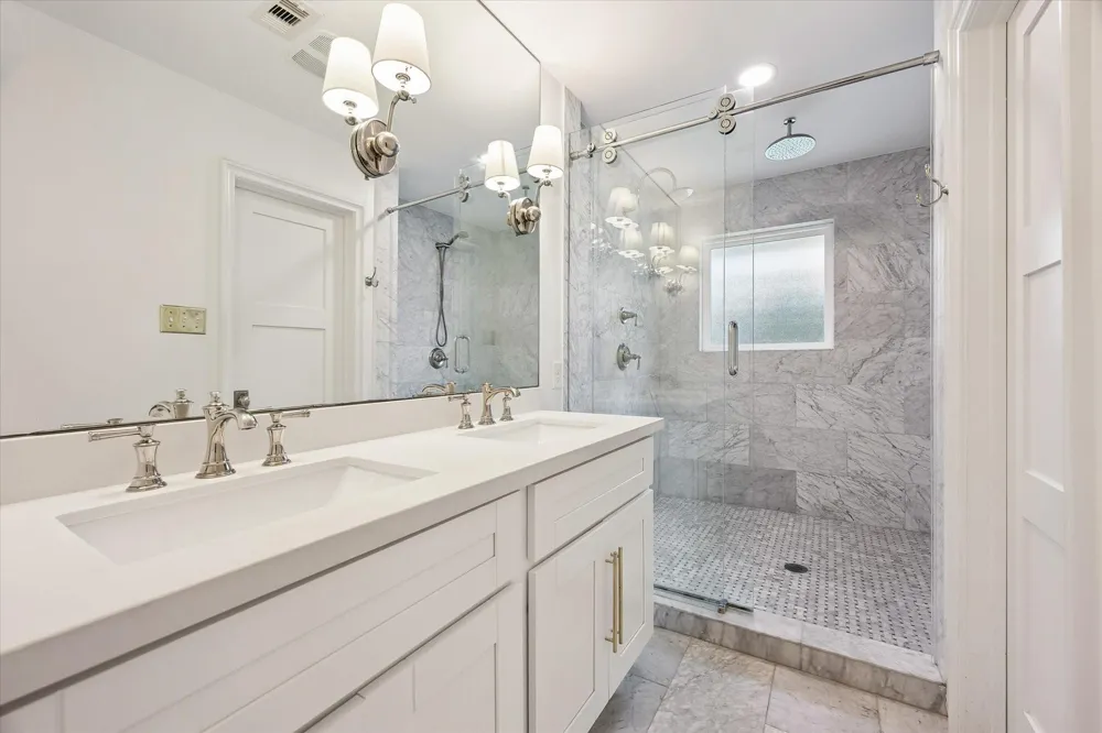 2503 Stoney Brook Drive Houston, TX 77063