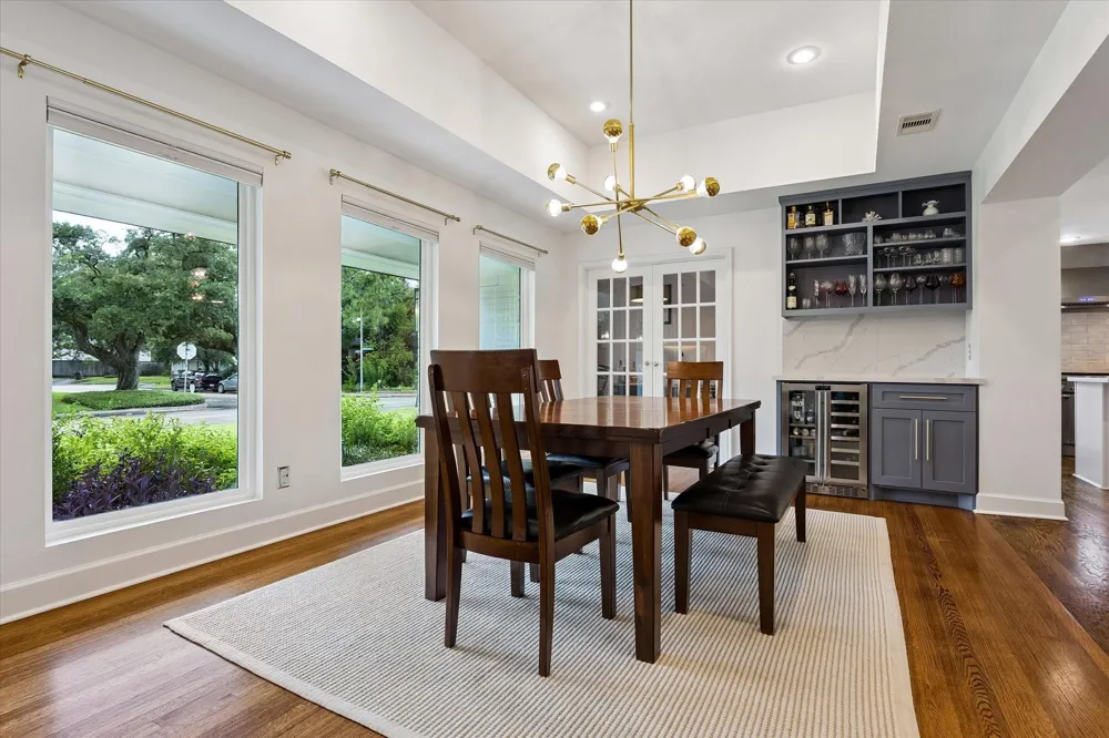 2503 Stoney Brook Drive Houston, TX 77063