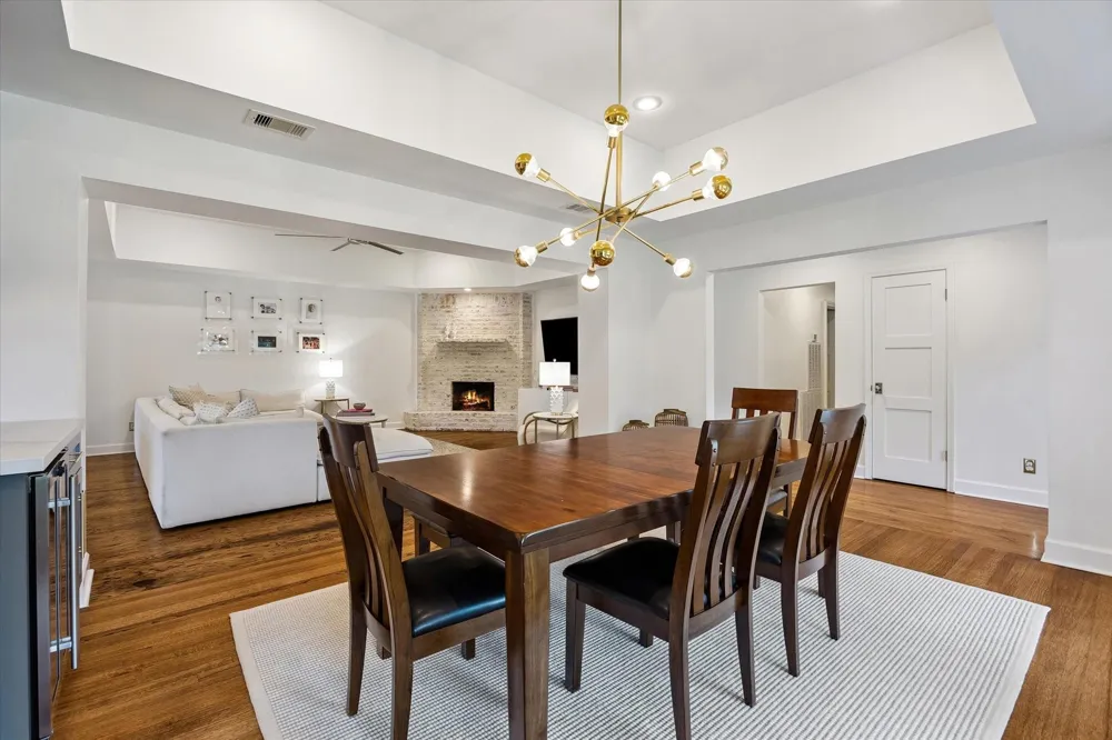 2503 Stoney Brook Drive Houston, TX 77063