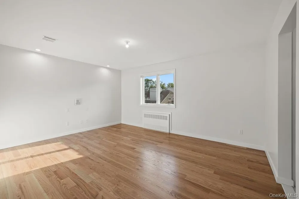 466 W Central Avenue #212 Monsey, NY 10977