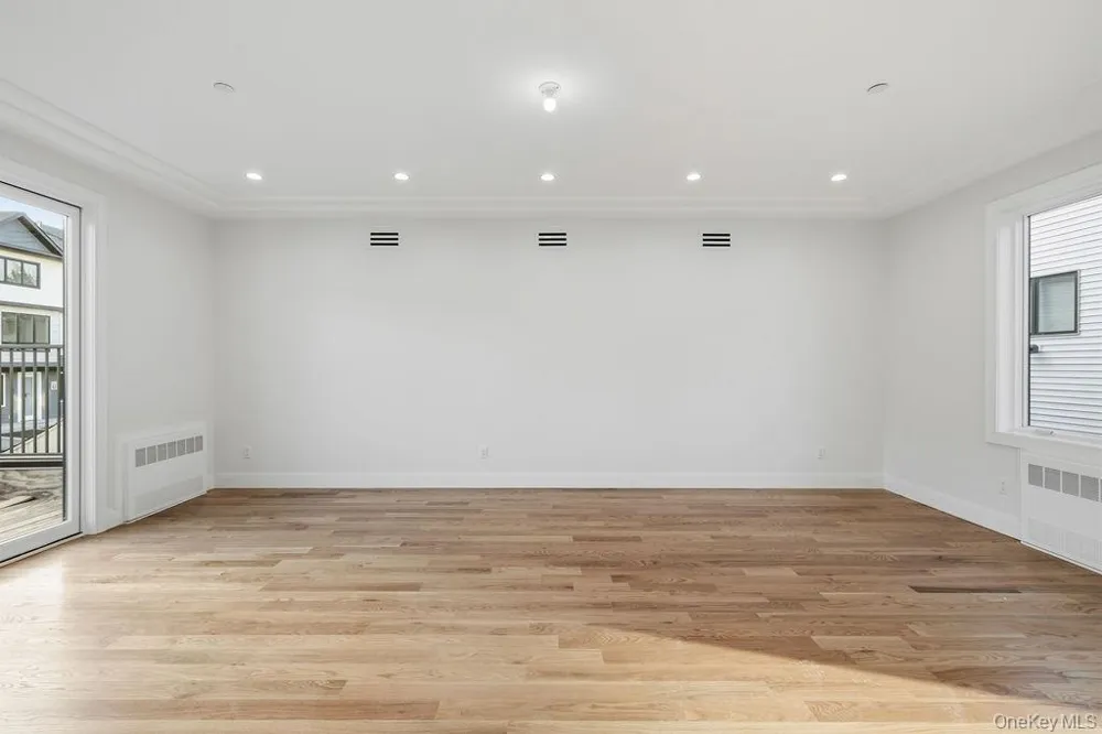 466 W Central Avenue #212 Monsey, NY 10977