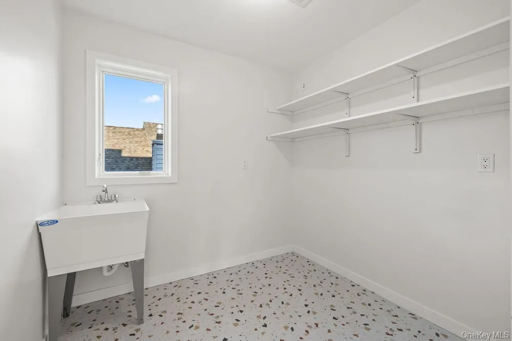 466 W Central Avenue #212 Monsey, NY 10977