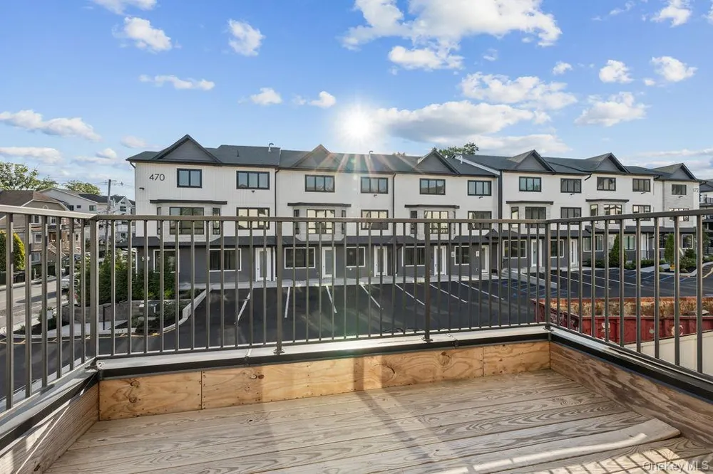 466 W Central Avenue #212 Monsey, NY 10977