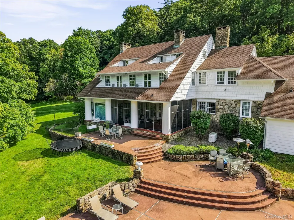 23 Maple Road Cornwall on Hudson, NY 12520