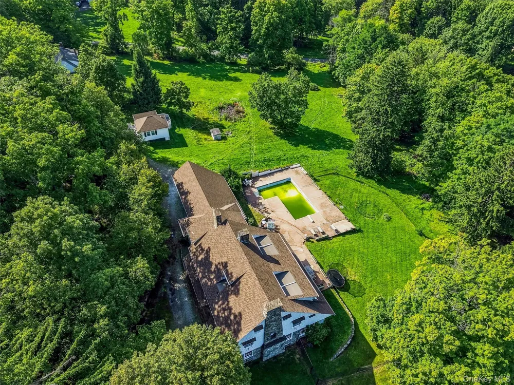 23 Maple Road Cornwall on Hudson, NY 12520