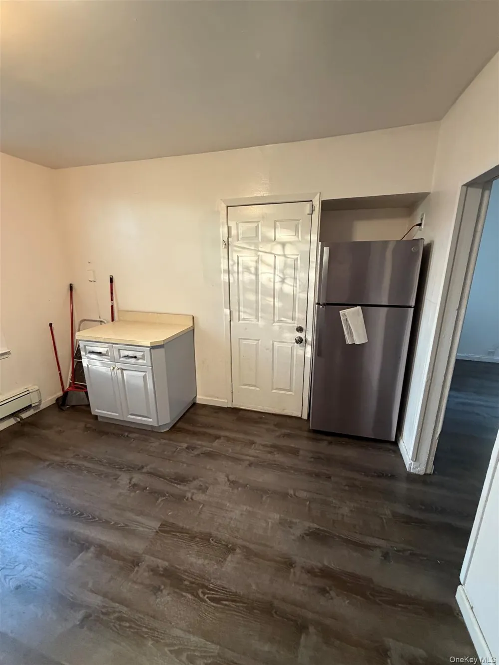 4529 Carpenter Avenue Bronx, NY 10470