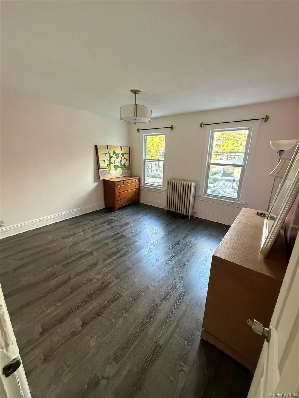 4529 Carpenter Avenue Bronx, NY 10470
