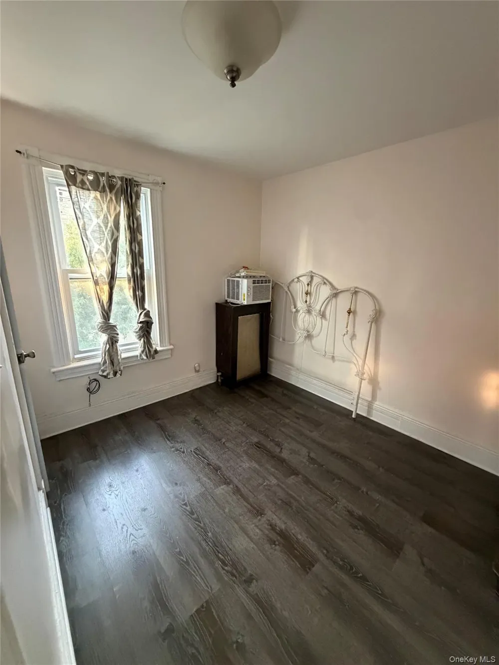 4529 Carpenter Avenue Bronx, NY 10470