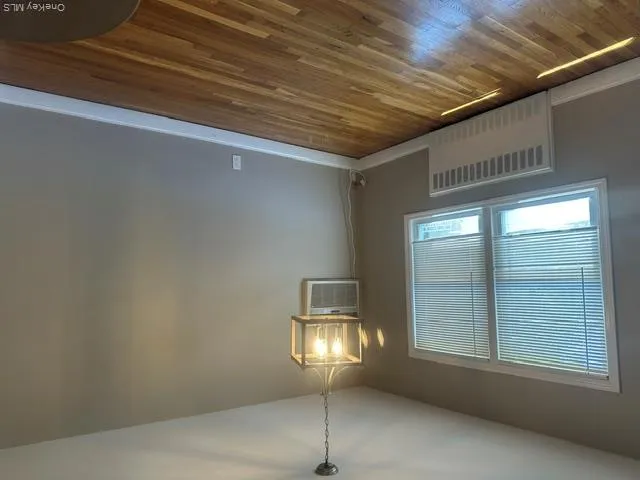 28-52 215th Place Bayside, NY 11360