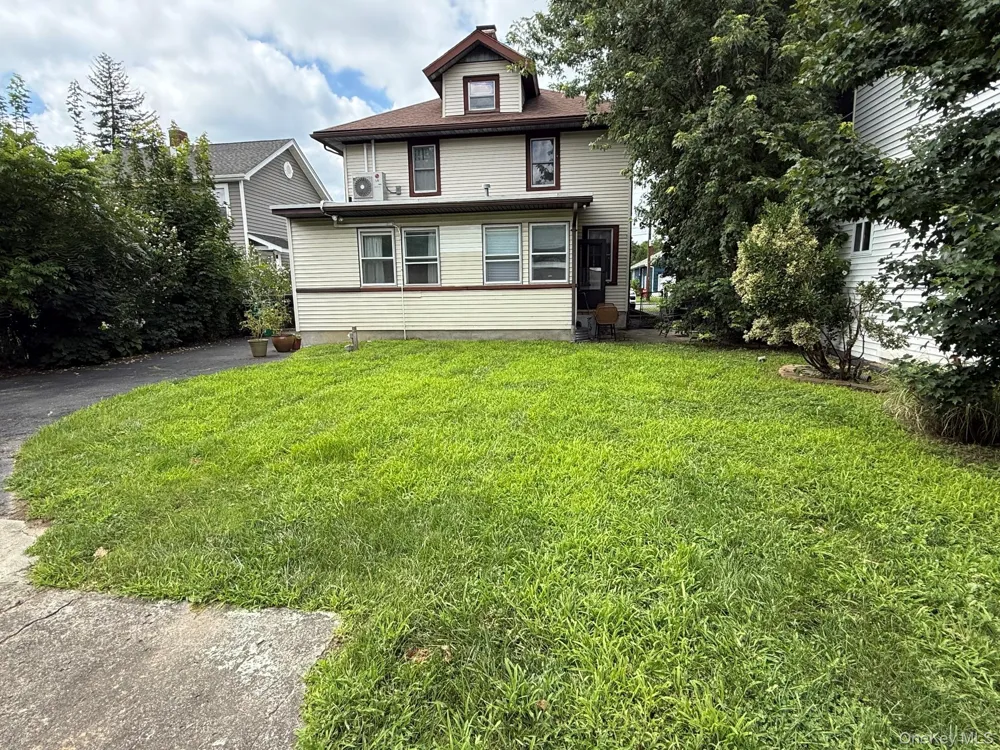 32 S. Brett Street Beacon, NY 12508