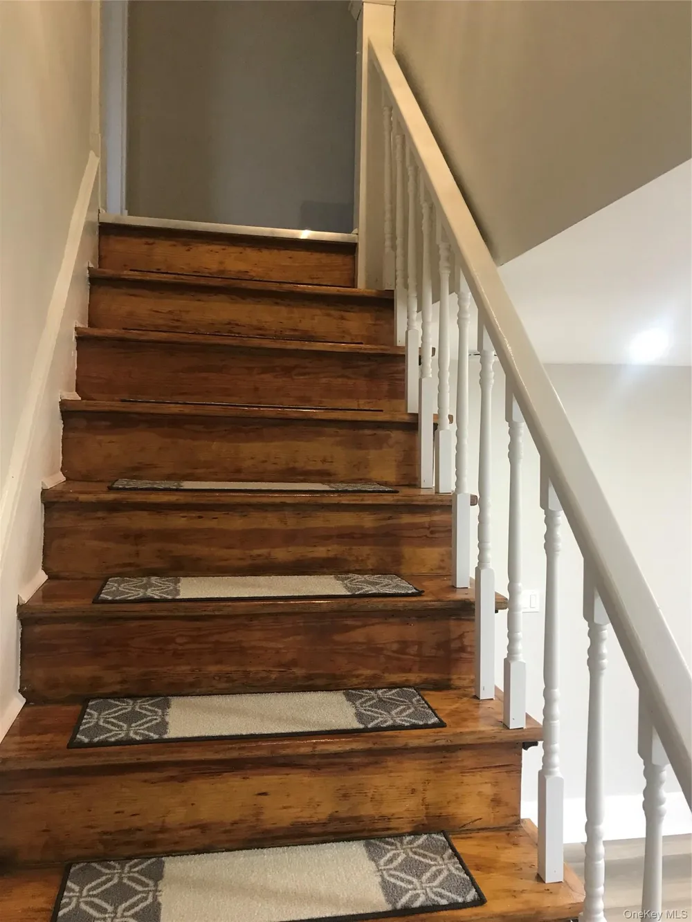32 S. Brett Street Beacon, NY 12508