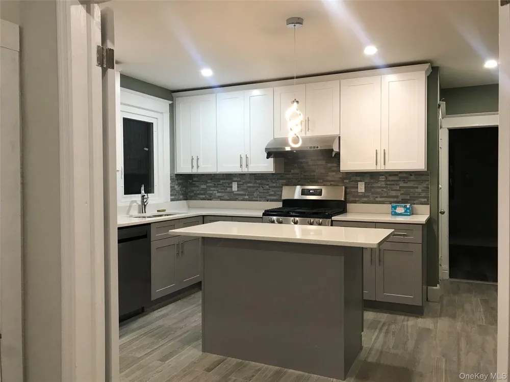 32 S. Brett Street Beacon, NY 12508