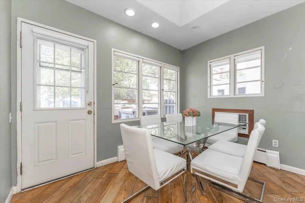 1068 Highland Place Woodmere, NY 11598